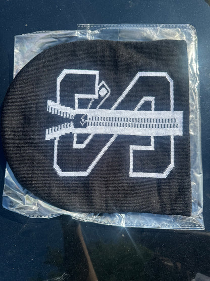 Logo beanies